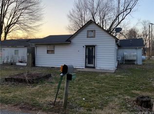 34 Postal Dr, Nabb, IN 47147