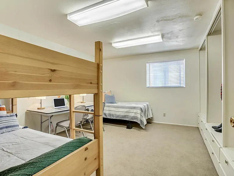 Bountiful Court Apartments
