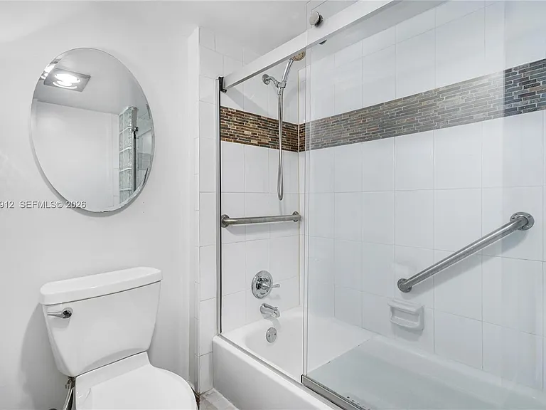 3375 N Country Club Dr #1605 — Photo 15