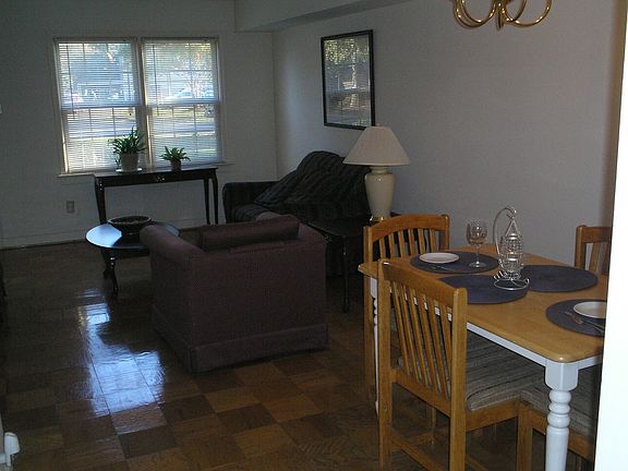 5th image of 2534 Waldo Ln