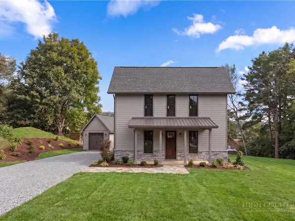 2 North Jefferson Avenue, West Jefferson, NC 28694