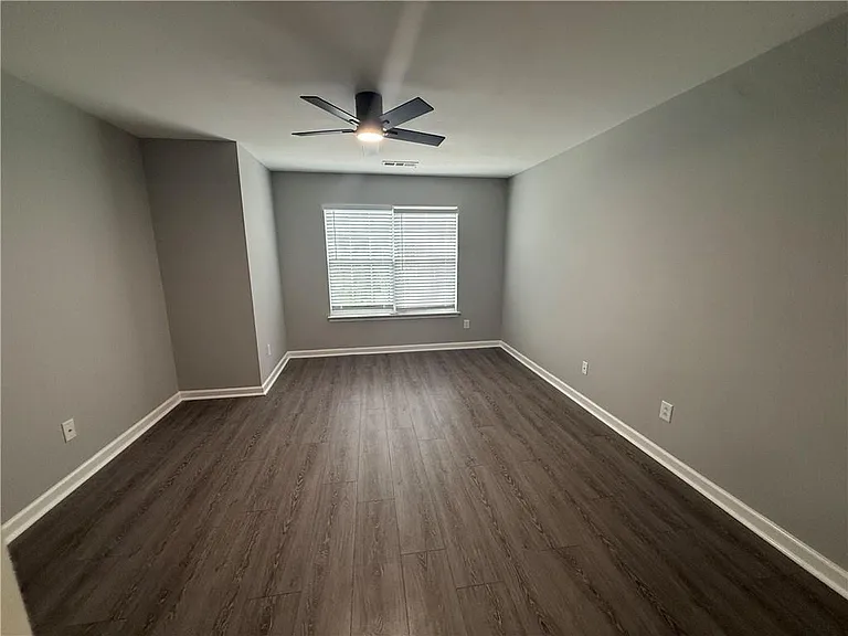 2111 Meadow Peak Rd — Photo 21