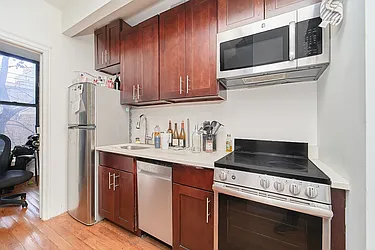 Rented by Living New York