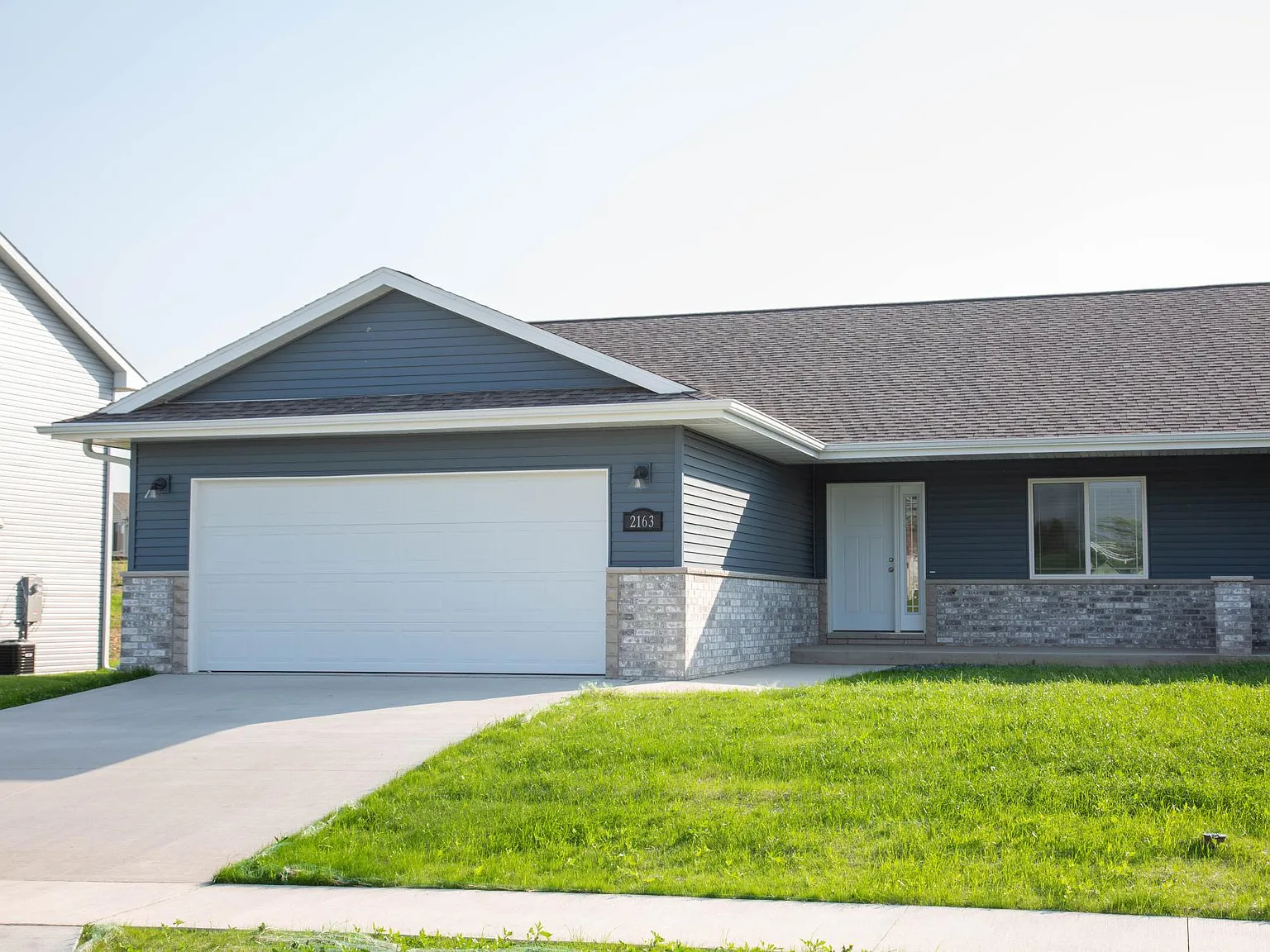 3 bed, 1500 sqft, $2,500 — Photo 1
