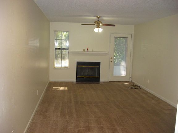 2nd image of 1103 Green Tree Ct #E