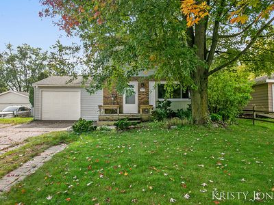 929 Greenwood St, Middleville, MI, 49333