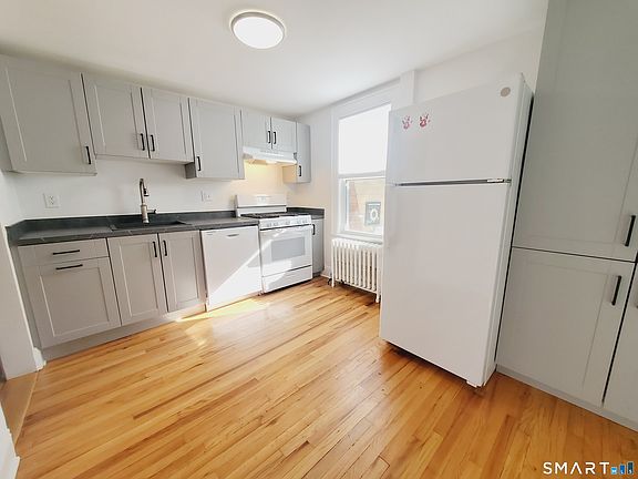 2nd image of 33 Holcomb Ave #2L