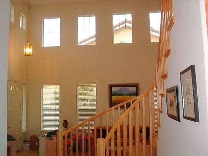 1st image of 25158 Valley Oak Dr