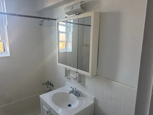 Rented by Cudjoe Realty | media 16