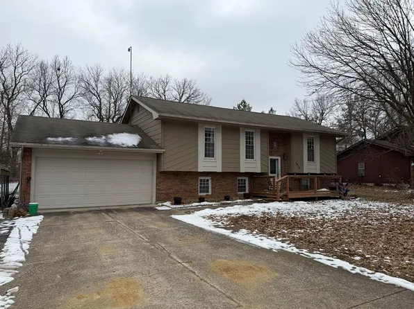 1412 E Meadow Ln, Kirksville, MO 63501