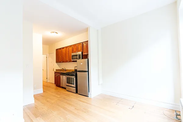 Rented by Corcoran | media 28