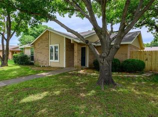 2105 Azalea St, Denton, TX 76205