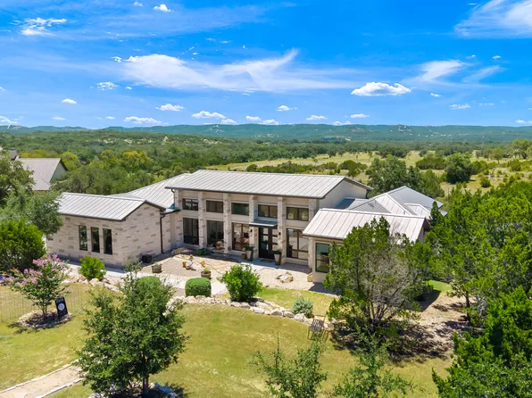 161 Blevins, Pipe Creek, TX 78063
