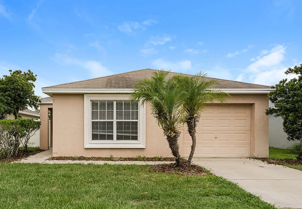 5062 Belmont Park Ln