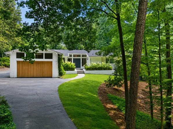 4037 Conway Valley Rd NW, Atlanta, GA 30327
