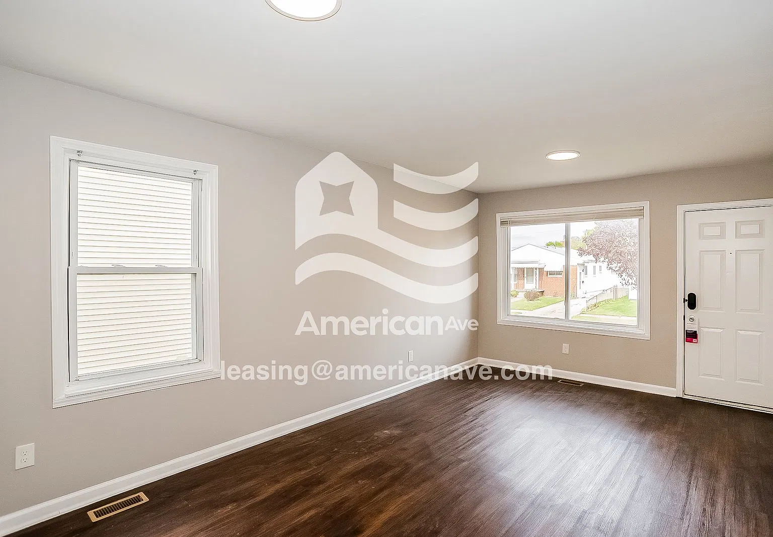 3 bed, 1.0 bath, 977 sqft, $1,540 — Photo 4