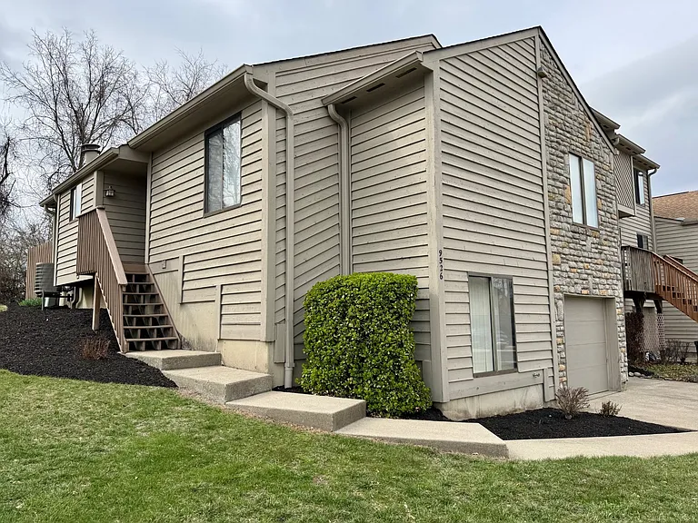 9526 Colegate Way — Photo 1