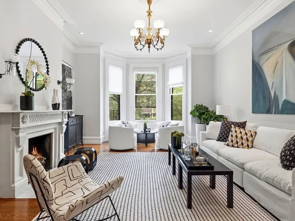 321 Beacon St, Boston, MA 02116