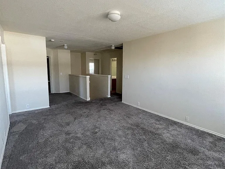 10506 Sugar Trace Dr — Photo 8