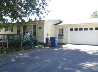 402 Hayes St, Rose City, MI 48654