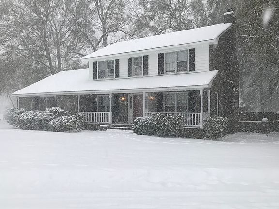 2nd image of 543 King Charles Cir