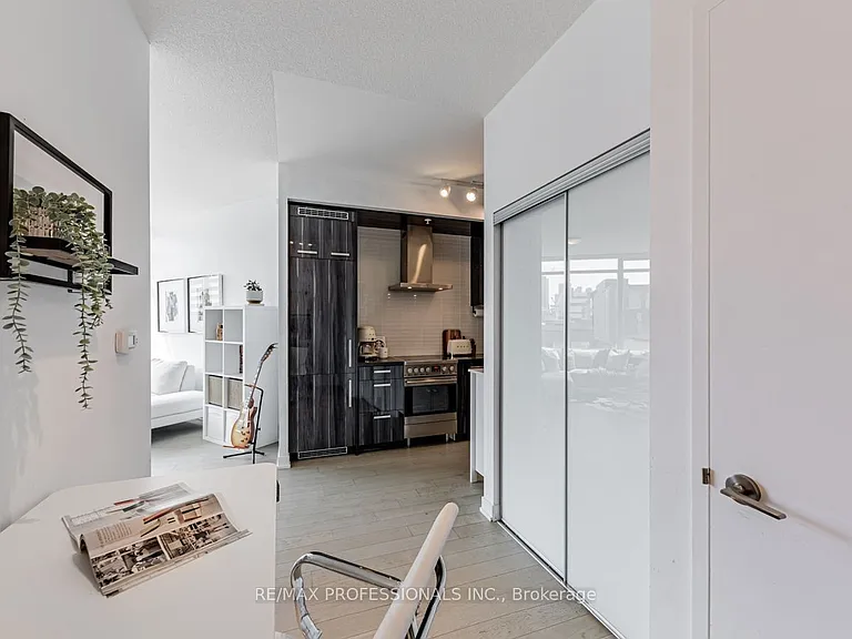 120 Bayview Ave #N303 — Photo 11