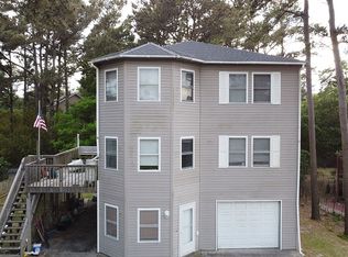 1506 Monument Ln, Kill Devil Hills, NC 27948