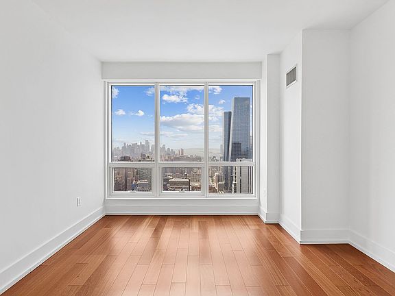 3rd image of 350 W 42nd St APT 53F