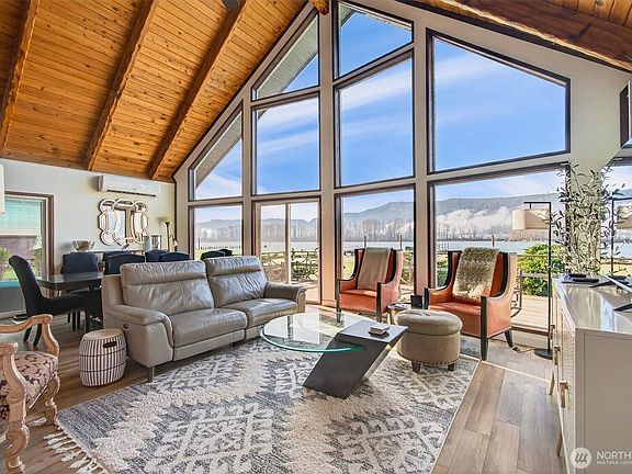 2nd image of 301 W Sunny Sands