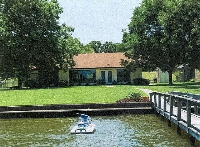 1st image of 112 Palo Blanco St