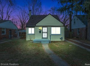 19712 Lahser Rd, Detroit, MI 48219