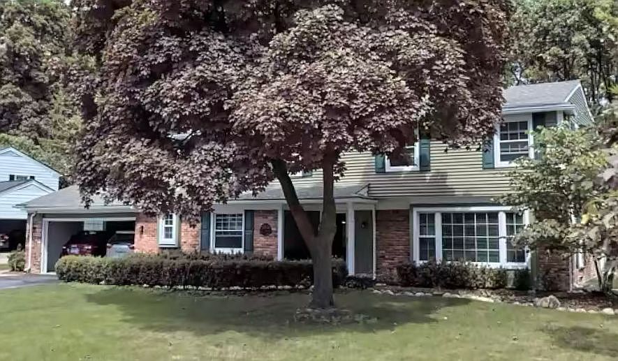 1st image of 22940 Nottingham Dr