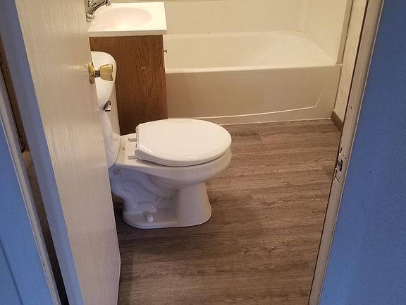 5th image of 5328 N Glen Elm Dr