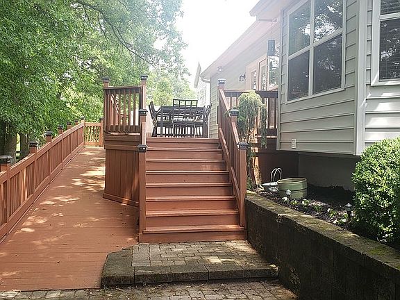 5th image of 1165 Northwood Cir