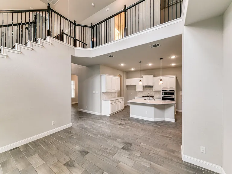 17660 Sequoia Dr — Photo 6