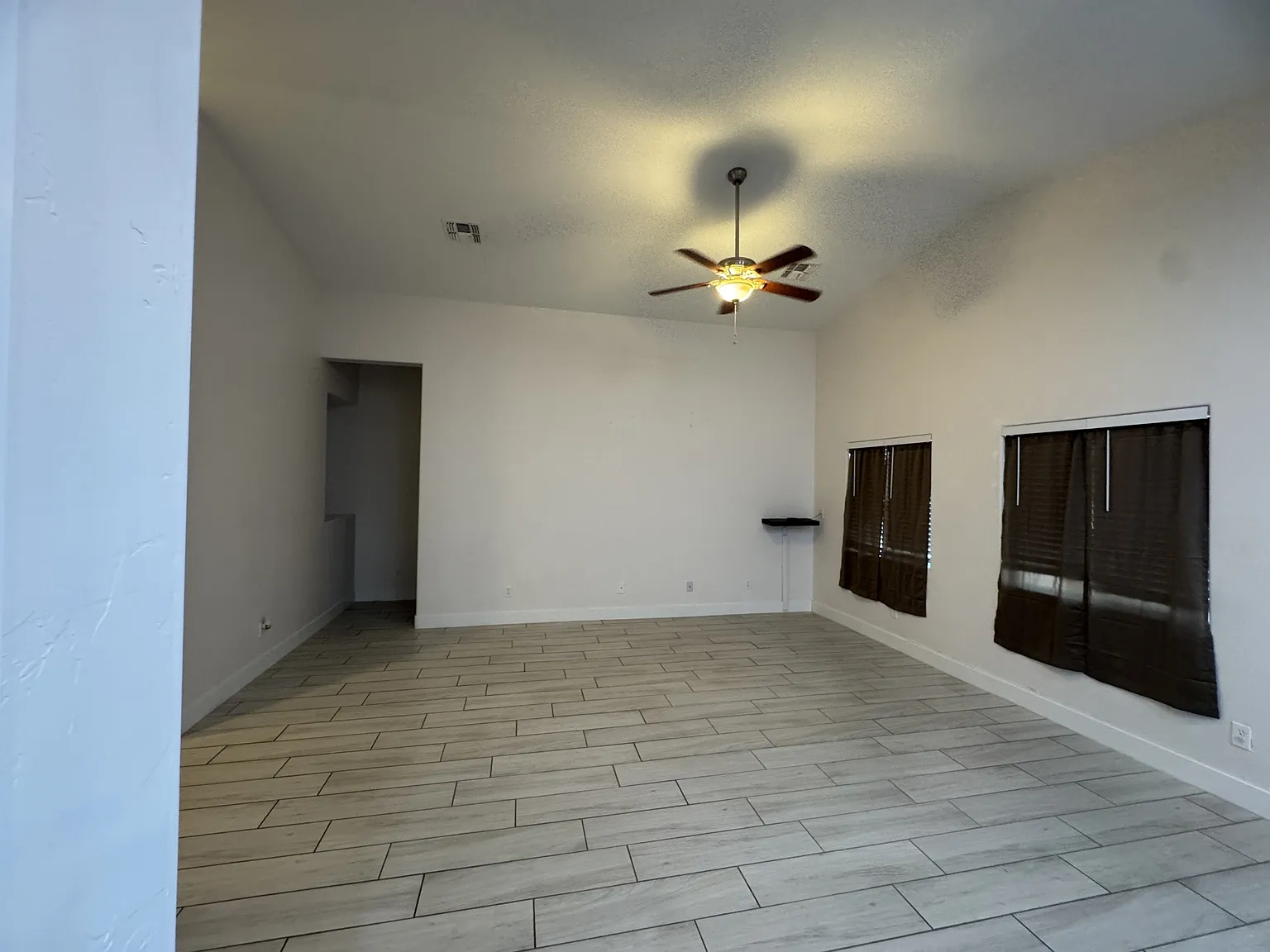 4766 N Anthony Ave - 1 — Photo 2