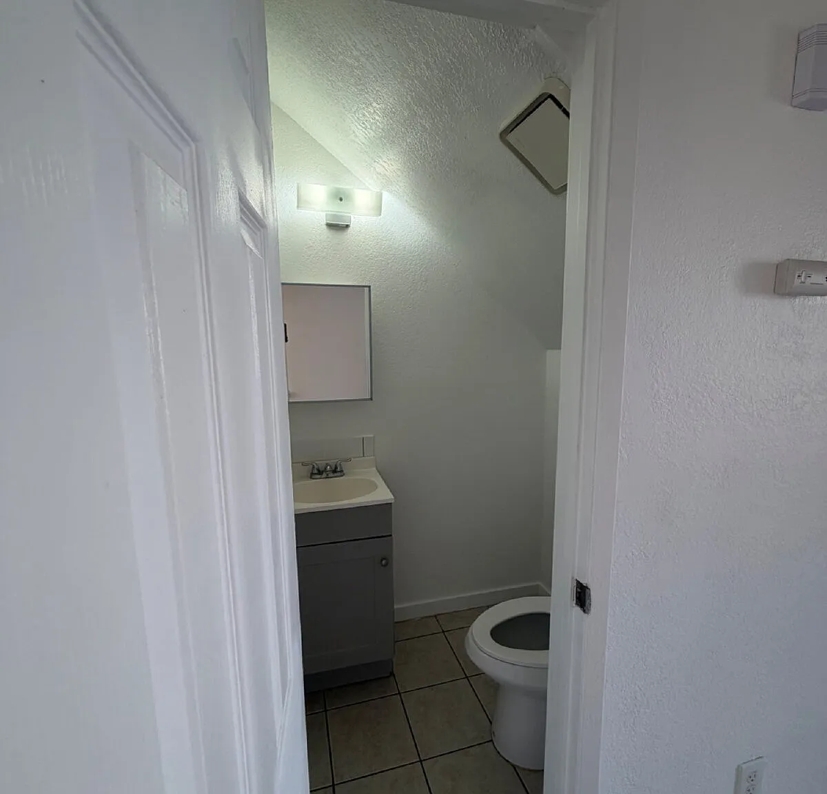 2 bed, 2.0 bath, 1200 sqft, $1,295 — Photo 4