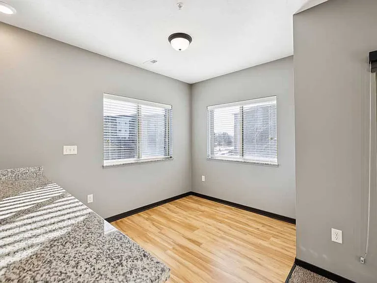 The Flats at 84 — Photo 180
