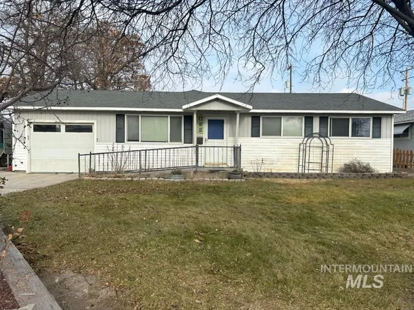 101 E Wyoming Ave, Homedale, ID 83628