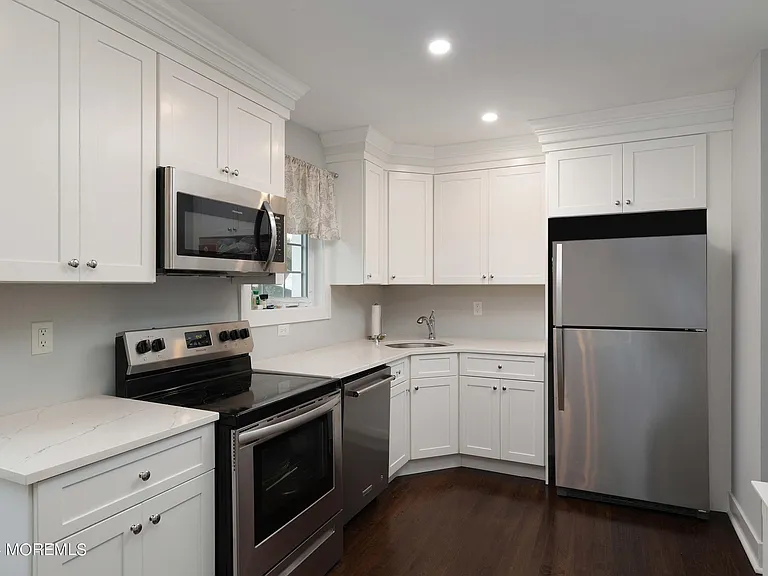 67 E Highland Ave — Photo 5