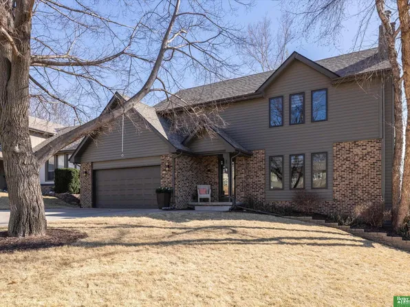2519 S 154th Cir, Omaha, NE 68144