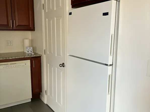 102 N Repauno Ave APT 1, Gibbstown, NJ 08027