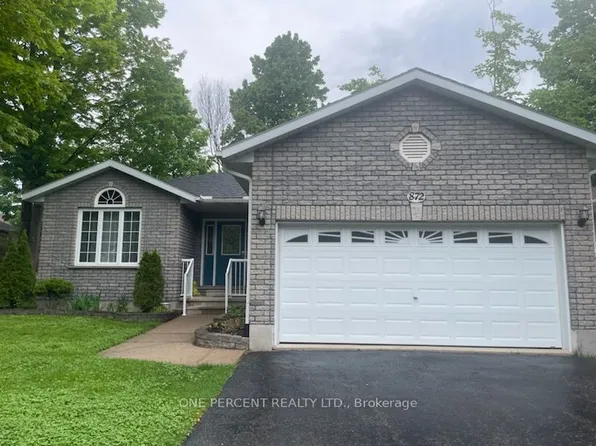 872 Dominion Ave, Midland, ON L4R 5K8