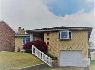 2122 Vermont Ave, West Mifflin, PA