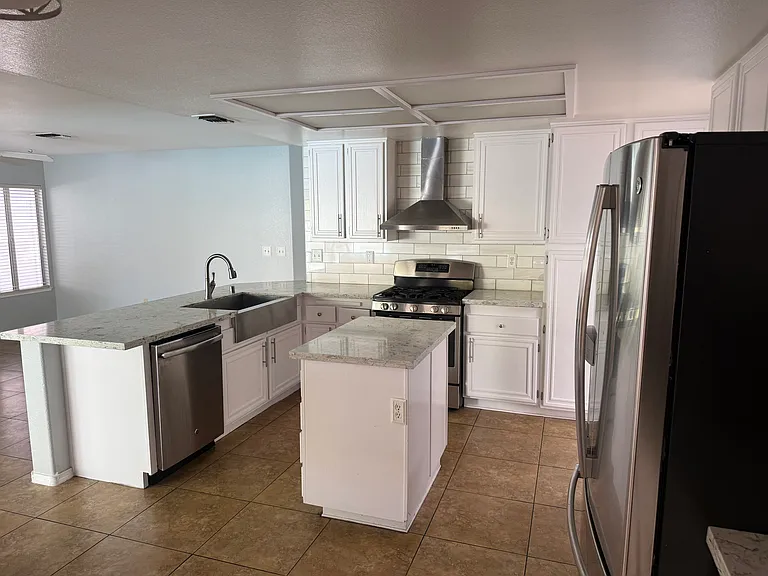 5104 Sequin Dr — Photo 14