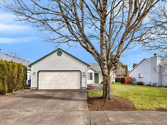 2nd image of 2211 SE 177th Ave