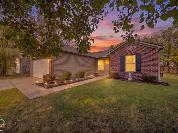 1270 Jasmine Dr, Greenfield, IN 46140