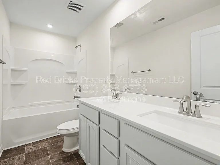 11144 Comiskey Ln — Photo 25
