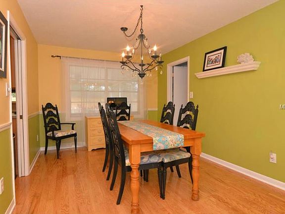 5th image of 2931 Lolissa Ln