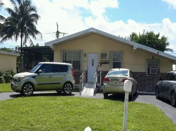 6516 Wiley St, Hollywood, FL 33023